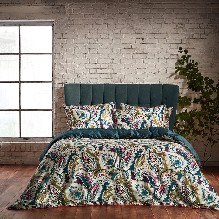 Aretha Paisley By Edinburgh Weavers Printed Cotton Sateen Piped Duvet Cover Set Teal/Olive