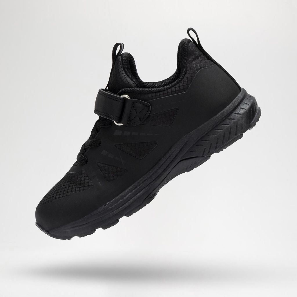 Istamax Boys Black Trainers