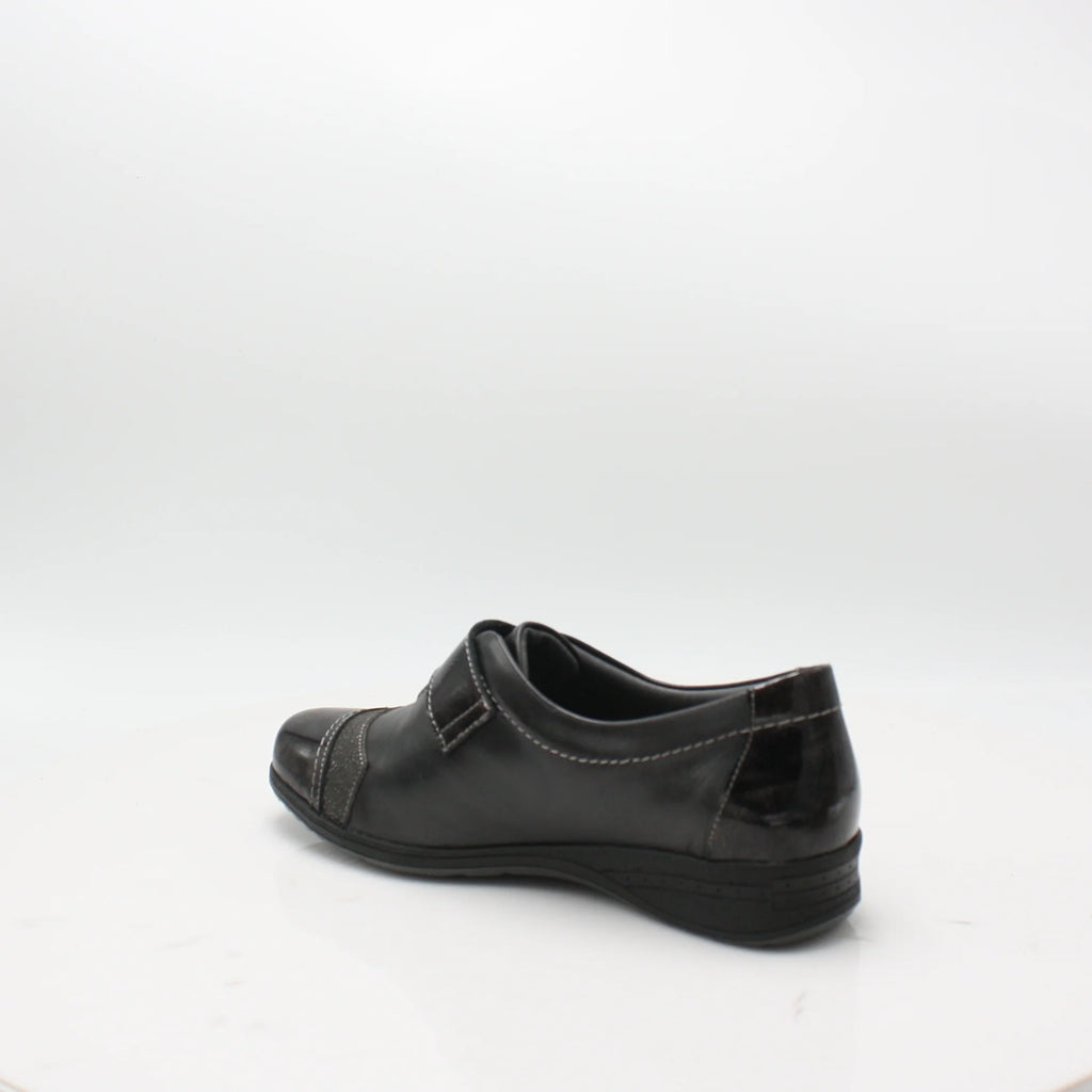 Suave Joan Black Shoe with Velcro Strap
