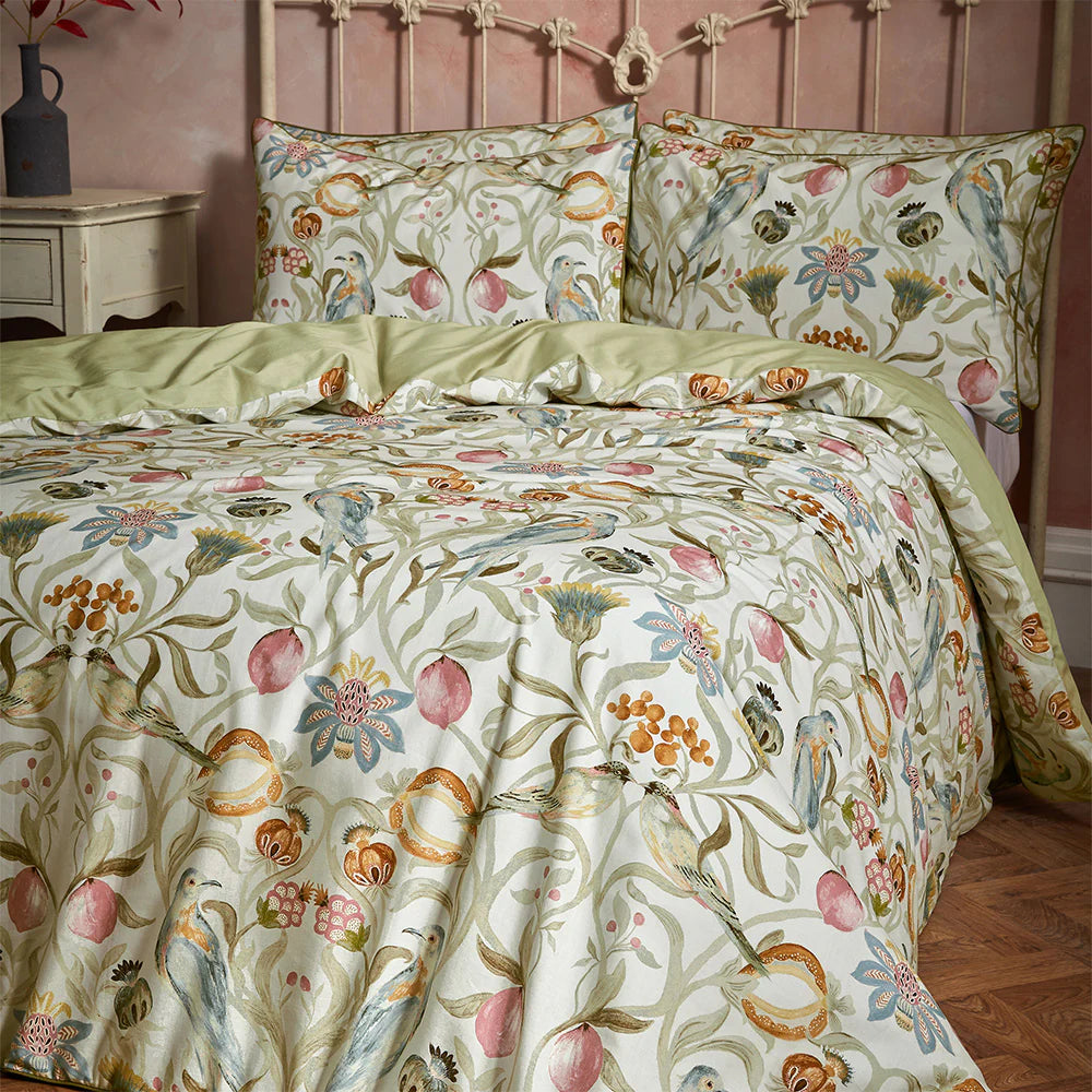 Songbird Traditional Floral Printed Piped Duvet Cover Set