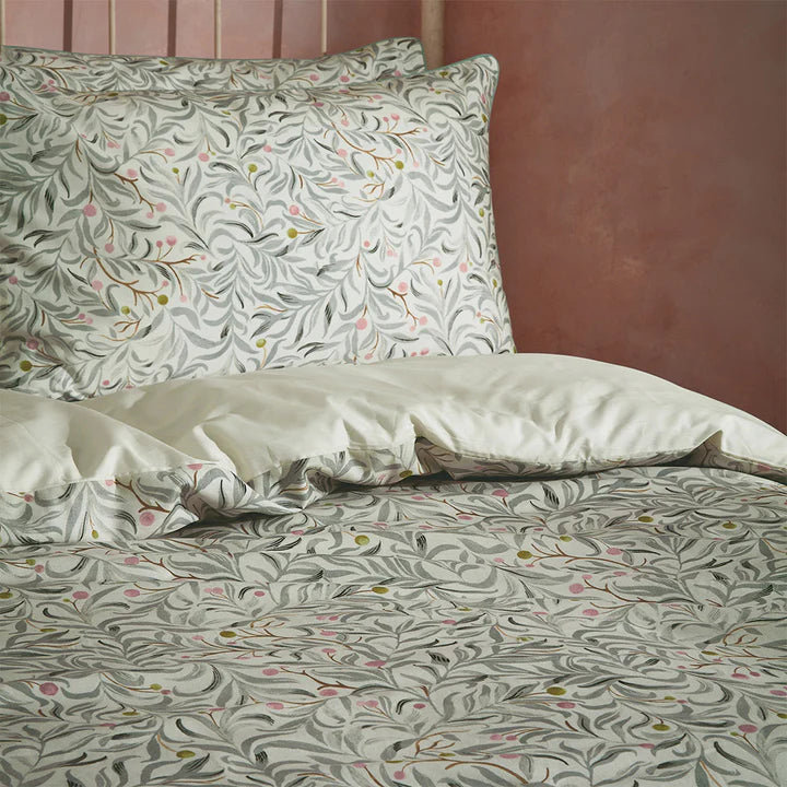 Malory By Edinburgh Weavers Traditional Floral Printed Piped Duvet Cover Set Eucalyptus