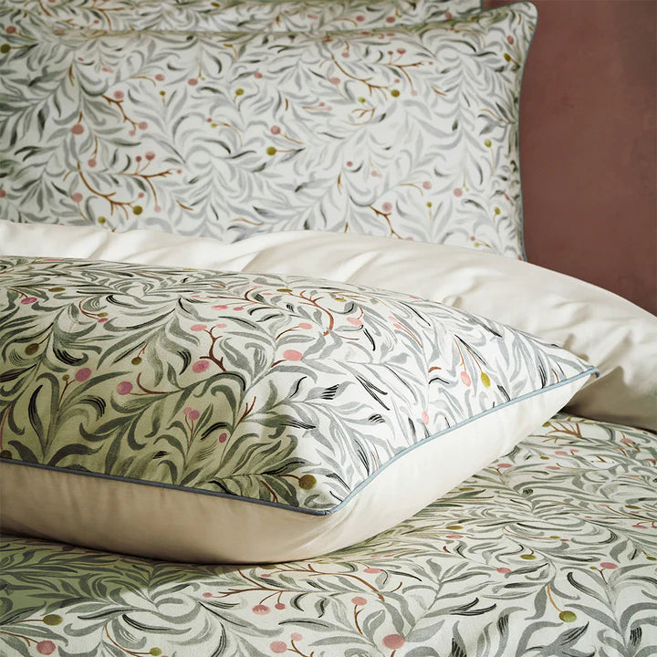 Malory By Edinburgh Weavers Traditional Floral Printed Piped Duvet Cover Set Eucalyptus