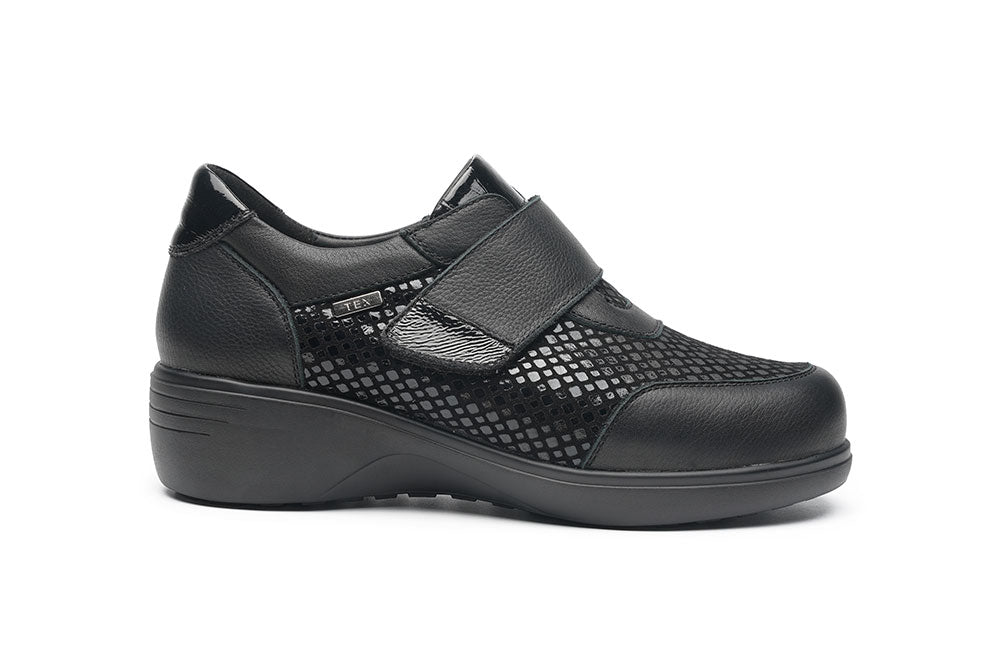 G-Comfort Ladies Black Leather Shoes
