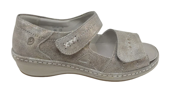 Platinum Leather Suave Yolanda Ladies Sandals