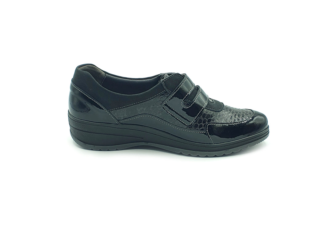 Black Leather Suave Lynne Shoes